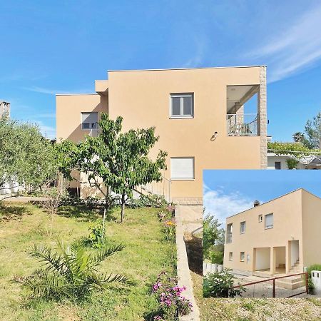 Apartmani Solis Vir Ngoại thất bức ảnh