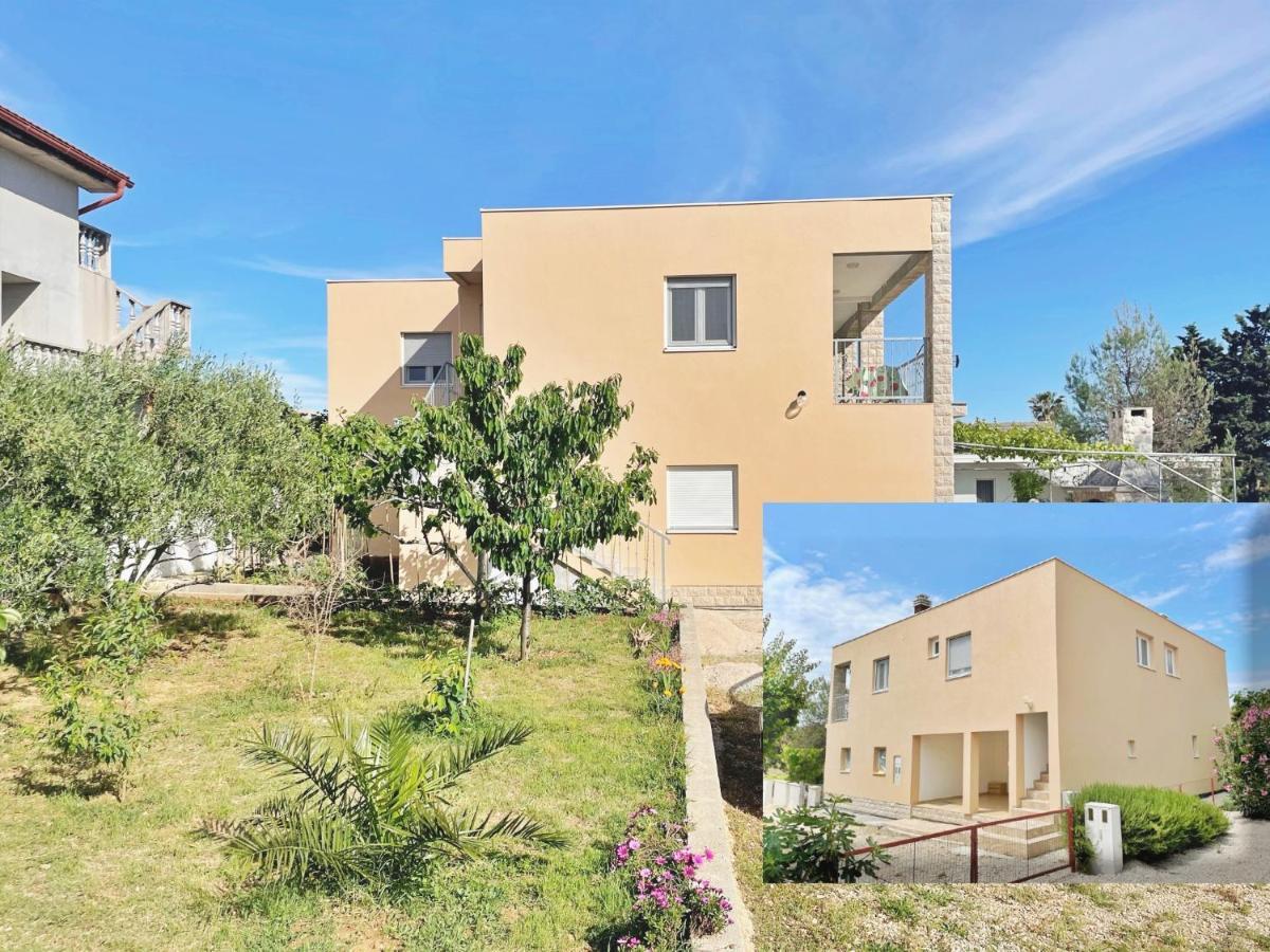 Apartmani Solis Vir Ngoại thất bức ảnh